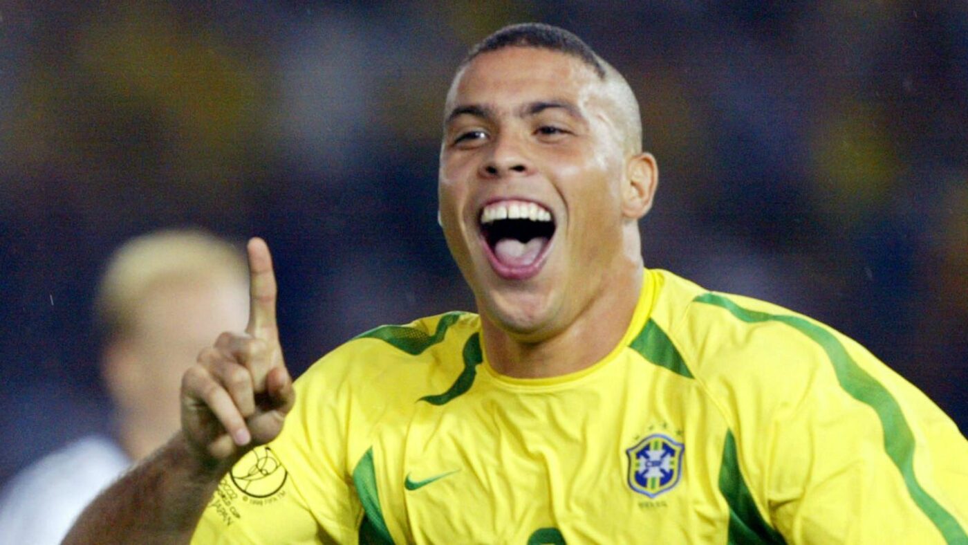 Chiếc giày vàng World Cup